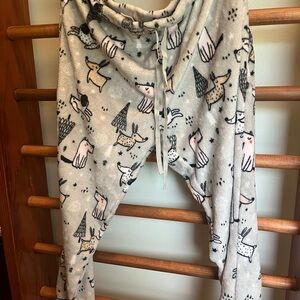Secret Treasures Gray Dog Print Pajama Pants